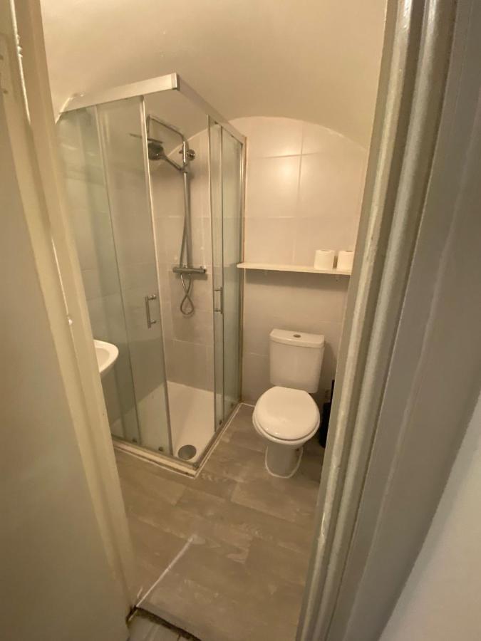 Апартаменты F24- Basement Single Studio Near Paddington Лондон Экстерьер фото